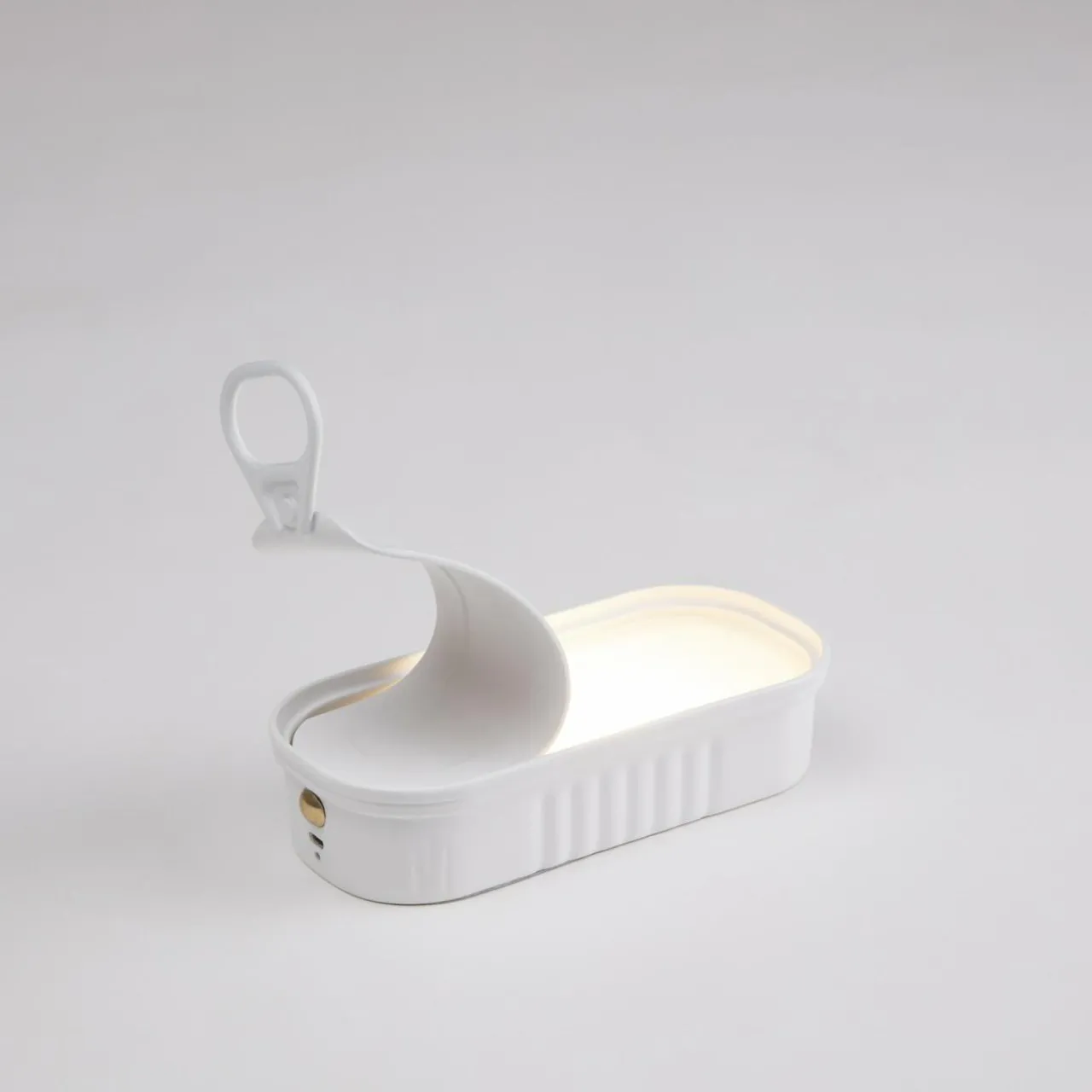 lampe_table_dco_led_daily_glow_conserve_sardines_1.webp SELETTI Lampe table déco LED Daily Glow conserve sardines^ Lampes Décoratives