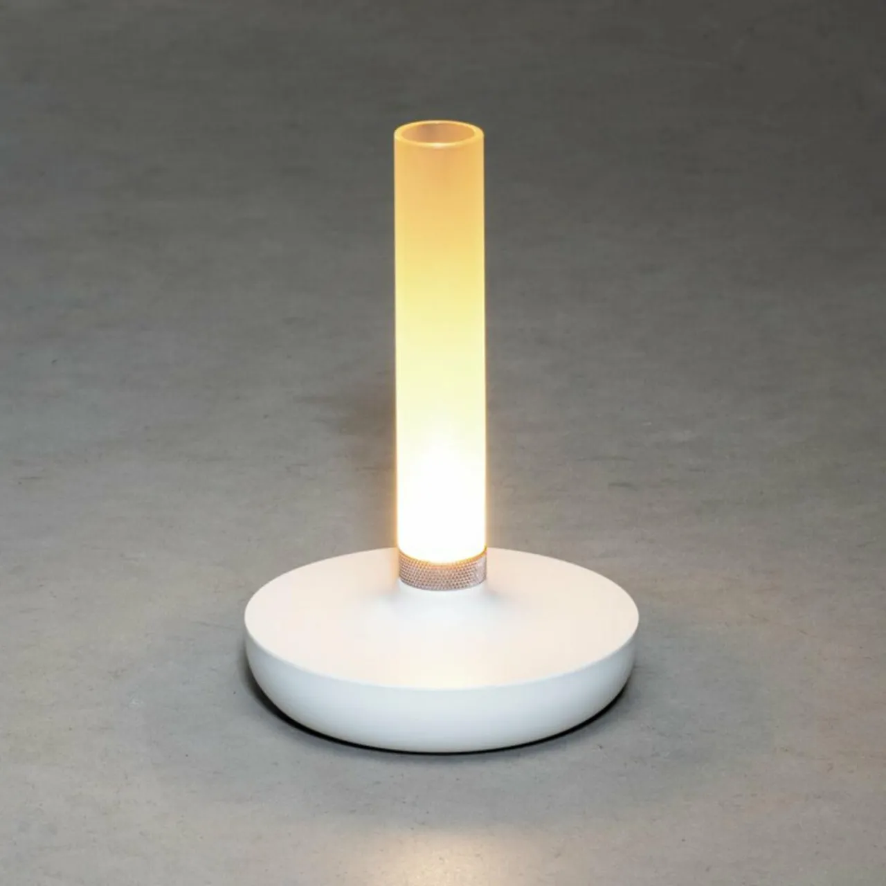 lampe_table_led_biarritz_ip_batterie_cct_blanche_2.webp Konstsmide Lampe table LED Biarritz IP54 batterie CCT blanche^ Lampes Décoratives