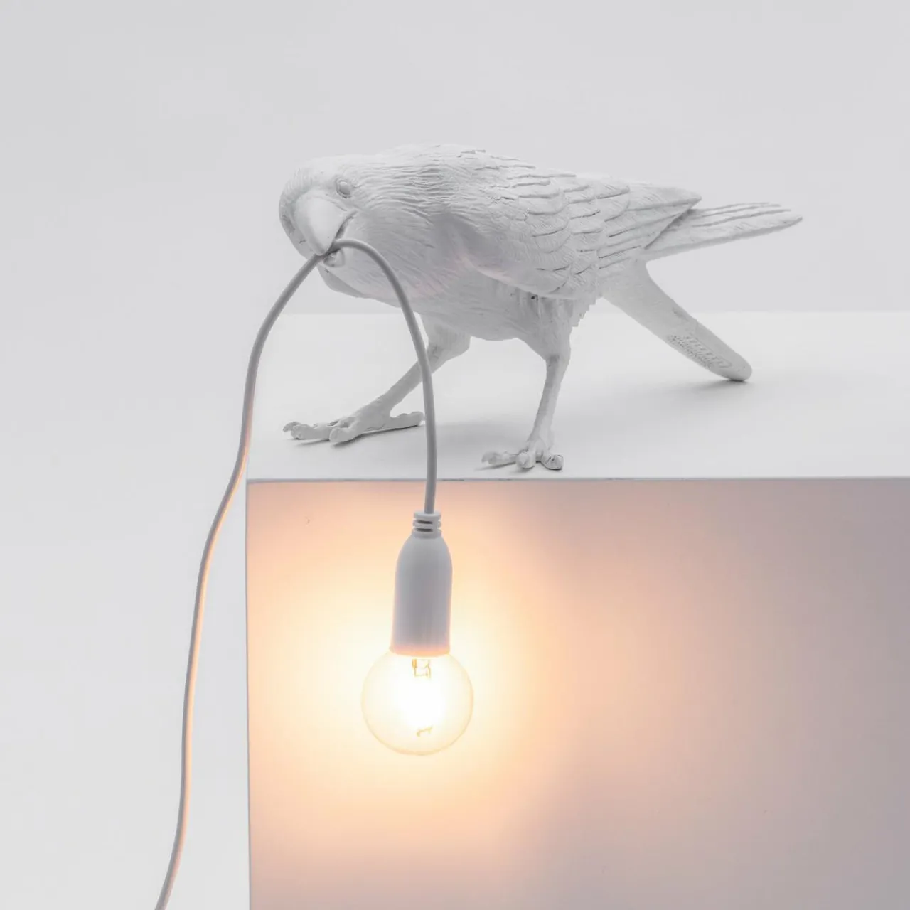 lampe_terrasse_dco_led_bird_lamp_jouant_blanc_3.webp SELETTI Lampe terrasse déco LED Bird Lamp jouant blanc^ Lampes Décoratives