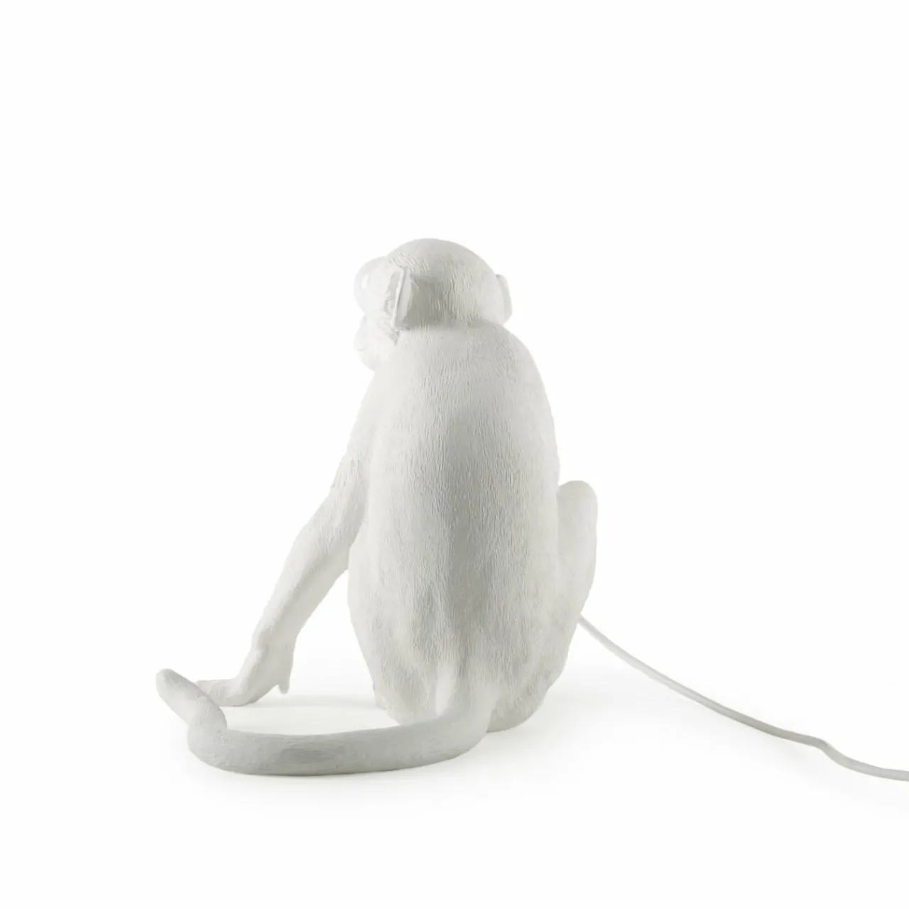 lampe_terrasse_dco_led_monkey_lamp_blanc_assise_1.webp SELETTI Lampe terrasse déco LED Monkey Lamp blanc assise^ Lampes Décoratives