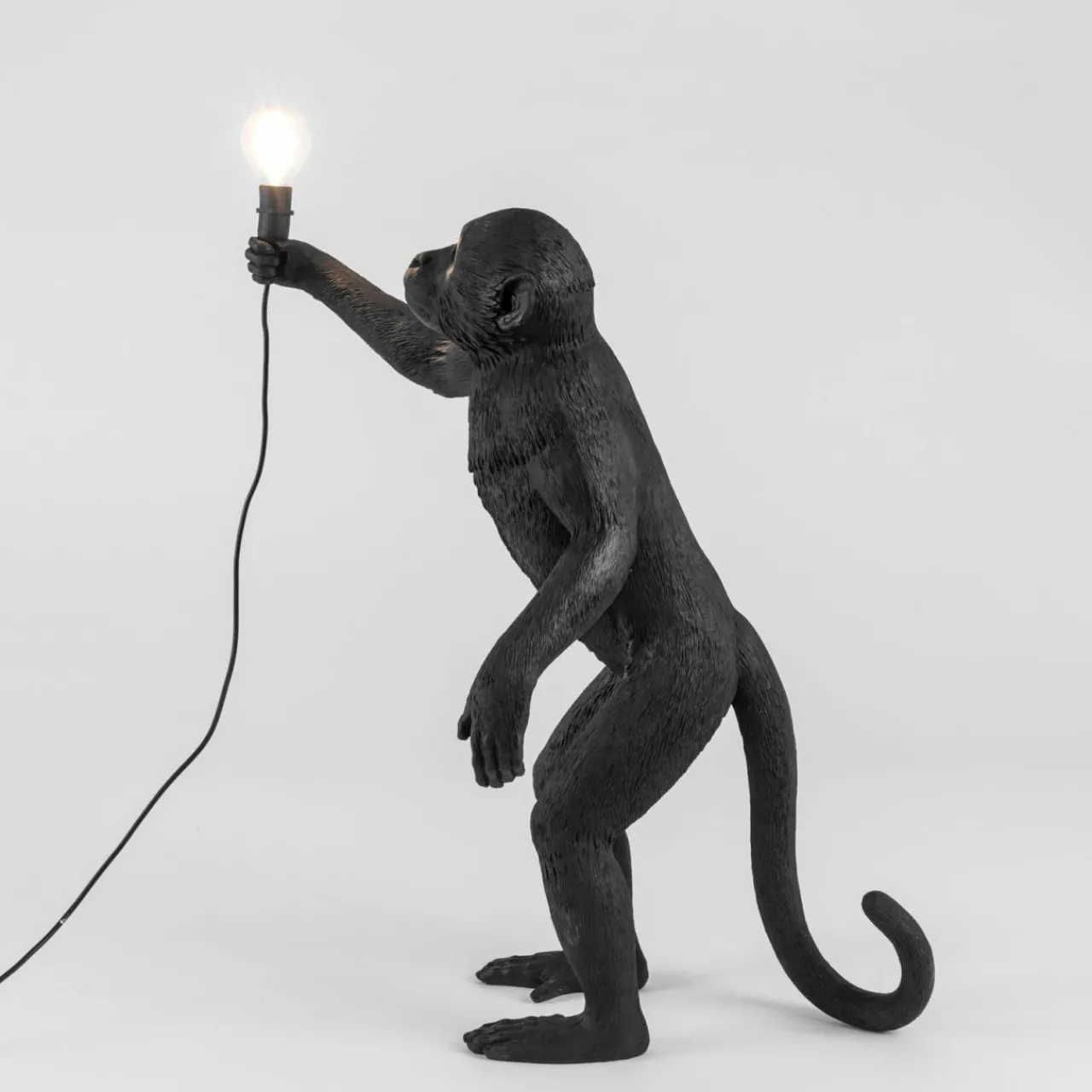 lampe_terrasse_dco_led_monkey_lamp_debout_noir_2.webp SELETTI Lampe terrasse déco LED Monkey Lamp debout noir^ Lampes Décoratives
