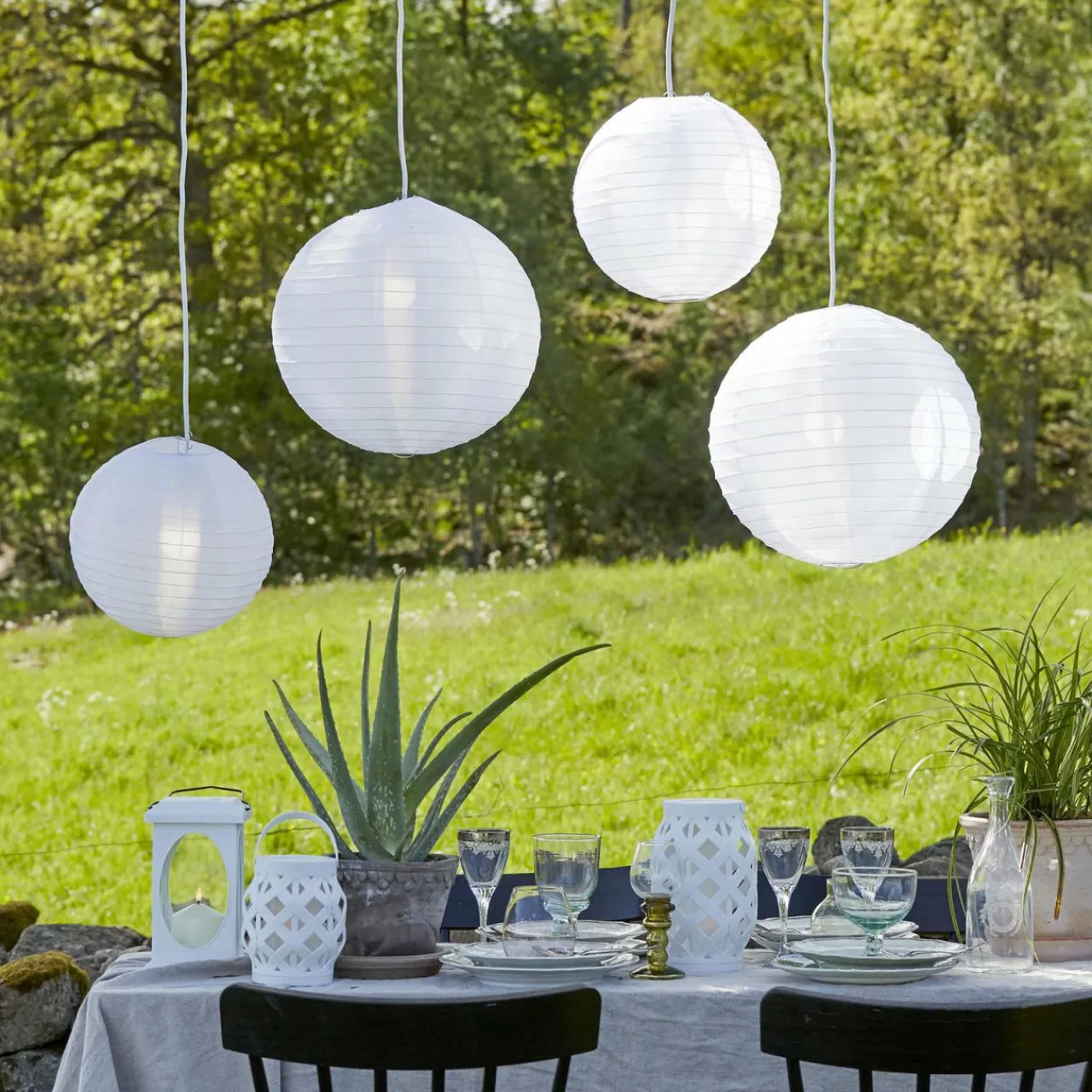 lanterne_led_flame_lantern_blanche_hauteur_cm_2.webp STAR TRADING Lanterne LED Flame Lantern, blanche, hauteur 16 cm^ Lampes Décoratives