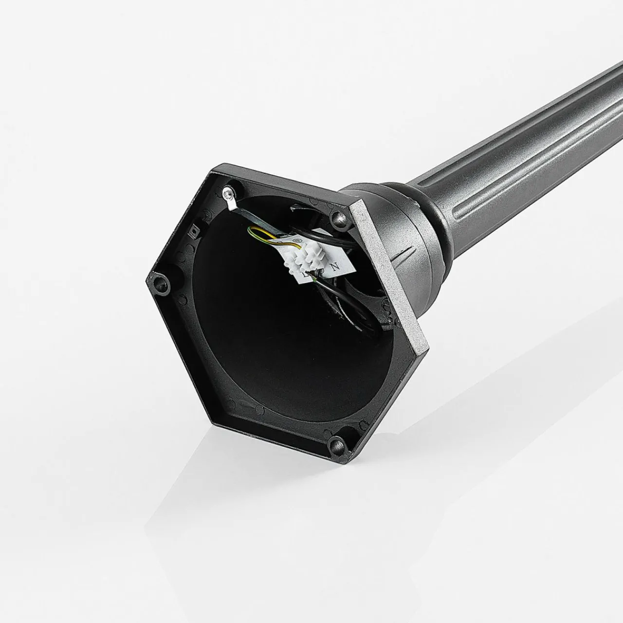 lindby_clint_lampadaire_dextrieur_5.webp Lindby Clint lampadaire d'extérieur^ Lampadaires D'Extérieur