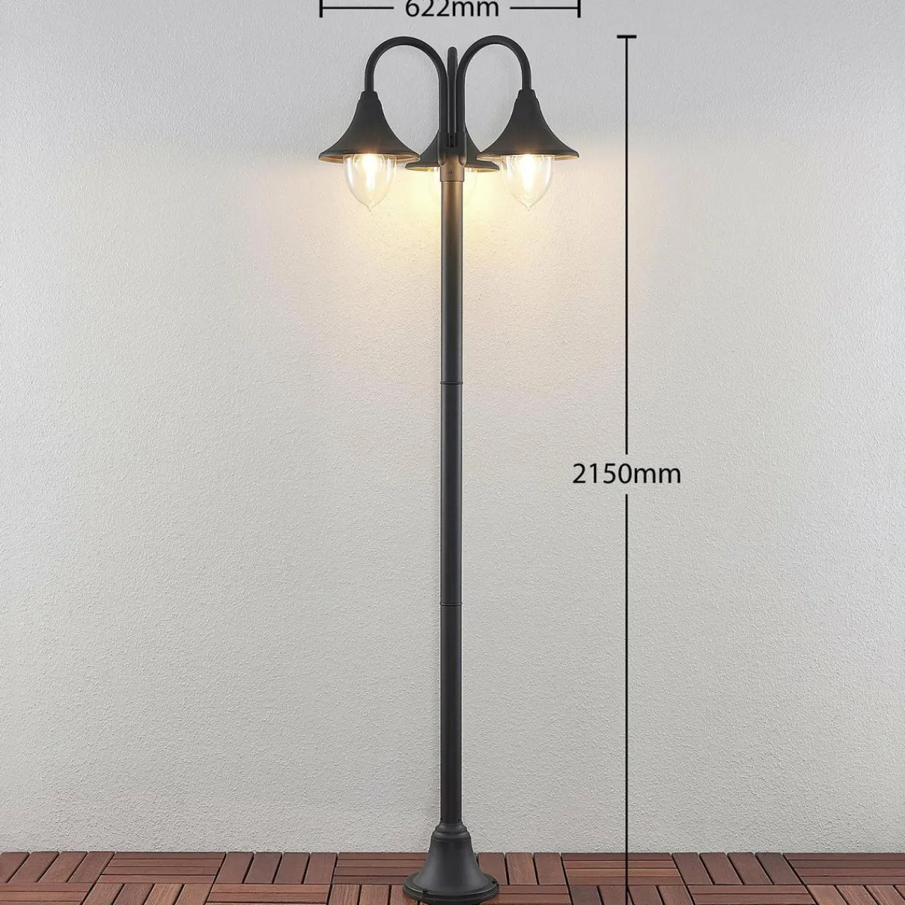 lindby_edric_lampadaire_dextrieur_1.webp Lindby Edric lampadaire d'extérieur^ Lampadaires D'Extérieur