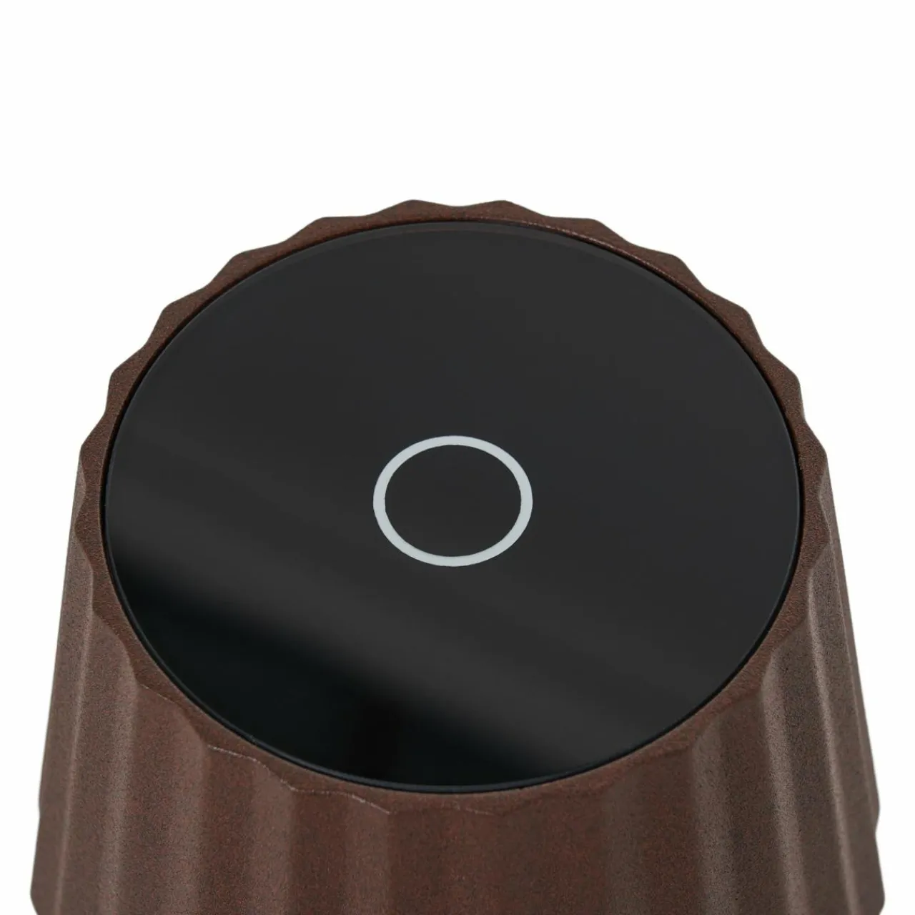 lindby_lampe__poser_led_rechargeable_esali_marron_rainures_aluminium_7.webp Lindby lampe à poser LED rechargeable Esali, marron, rainures, aluminium,^ Lampes Décoratives