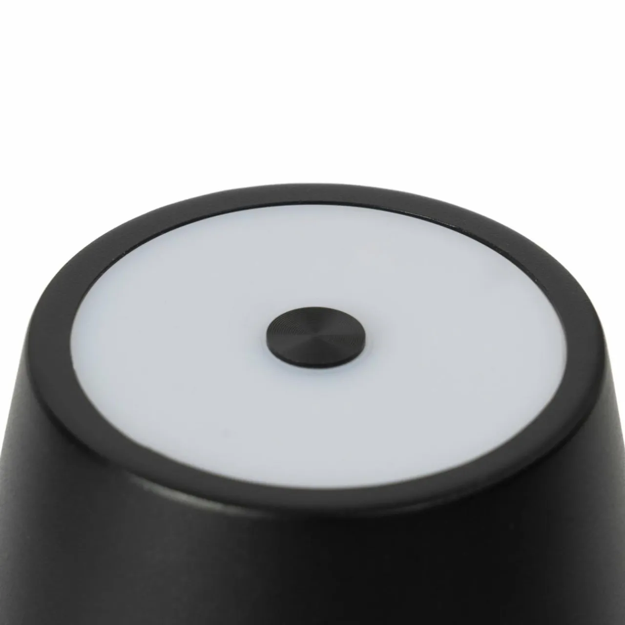 lindby_lampe_de_table_led_rechargeable_janea_twin_noir_mtal_6.webp Lindby lampe de table LED rechargeable Janea TWIN, noir, métal^ Lampes Décoratives
