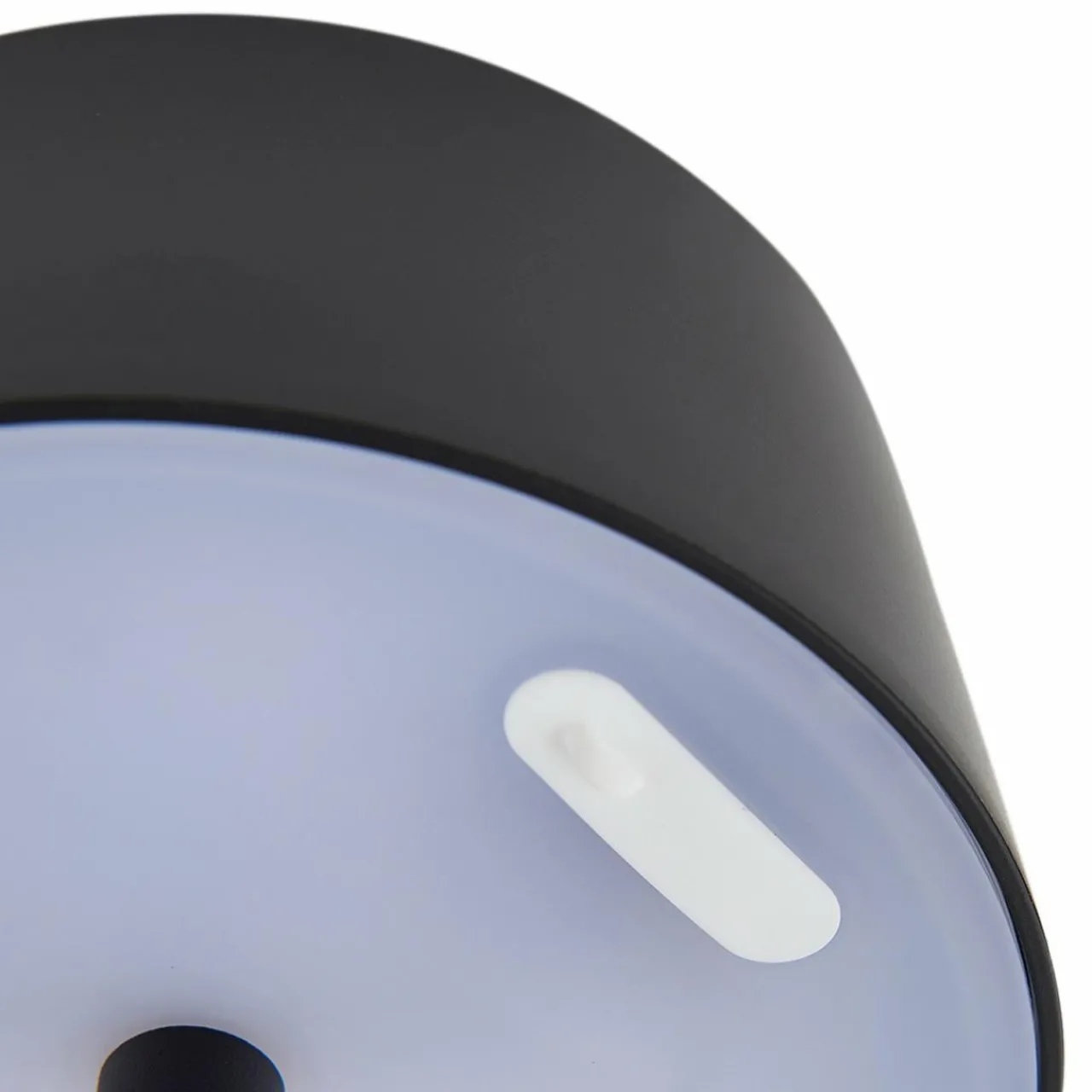 Lindby lampe de table LED rechargeable Nalani, 13 cm de haut, IP44, intensité^ Lampes Décoratives