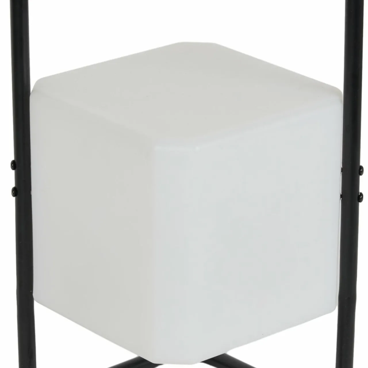 lindby_lampe_de_table_led_rechargeable_valtor_noirblanc_fer_ip_3.webp Lindby lampe de table LED rechargeable Valtor, noir/blanc, fer, IP44^ Lampes Décoratives