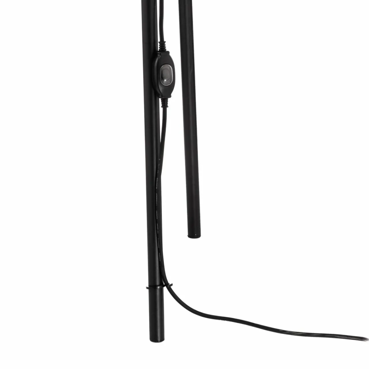 lindby_luminaire_de_terrasse_jaimy__cm_tripode_aluminium_5.webp Lucande Lindby luminaire de terrasse Jaimy, 148 cm, tripode, aluminium^ Luminaires De Terrasse