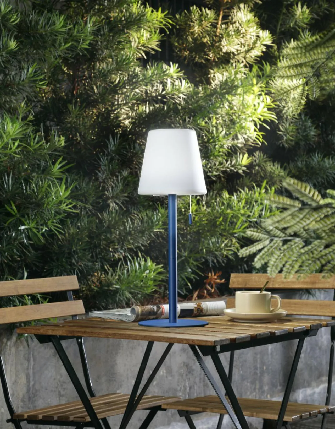 lindby_luminaire_led_rechargeable_azalea_bleu_alu_cct_rglable_en_hauteur_0.webp Lindby luminaire LED rechargeable Azalea bleu Alu CCT réglable en hauteur^ Lampes Décoratives