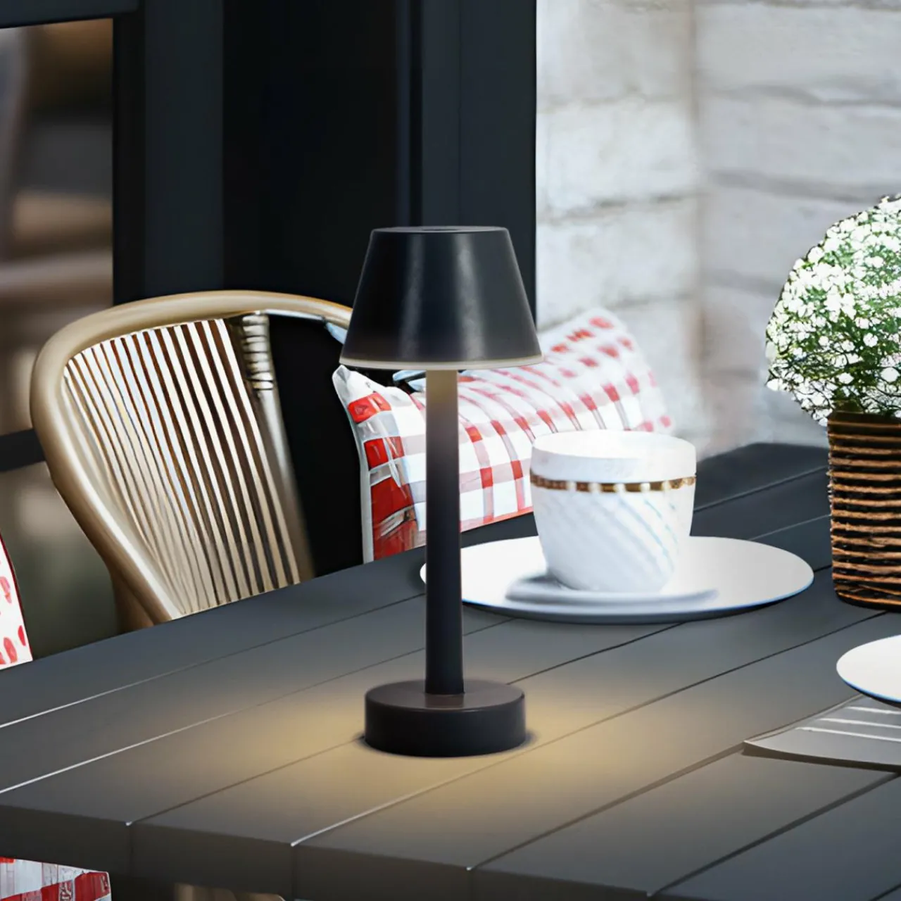 lindby_luminaire_led_rechargeable_gaja_noir_usb_ip_rgbw__intensit_2.webp Lindby luminaire LED rechargeable Gaja, noir, USB, IP44, RGBW, à intensité^ Lampes Décoratives