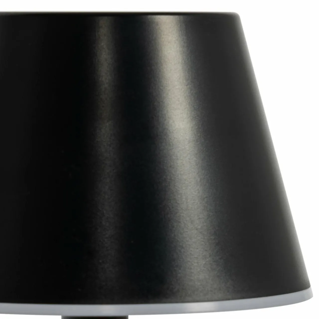 lindby_luminaire_led_rechargeable_gaja_noir_usb_ip_rgbw__intensit_5.webp Lindby luminaire LED rechargeable Gaja, noir, USB, IP44, RGBW, à intensité^ Lampes Décoratives