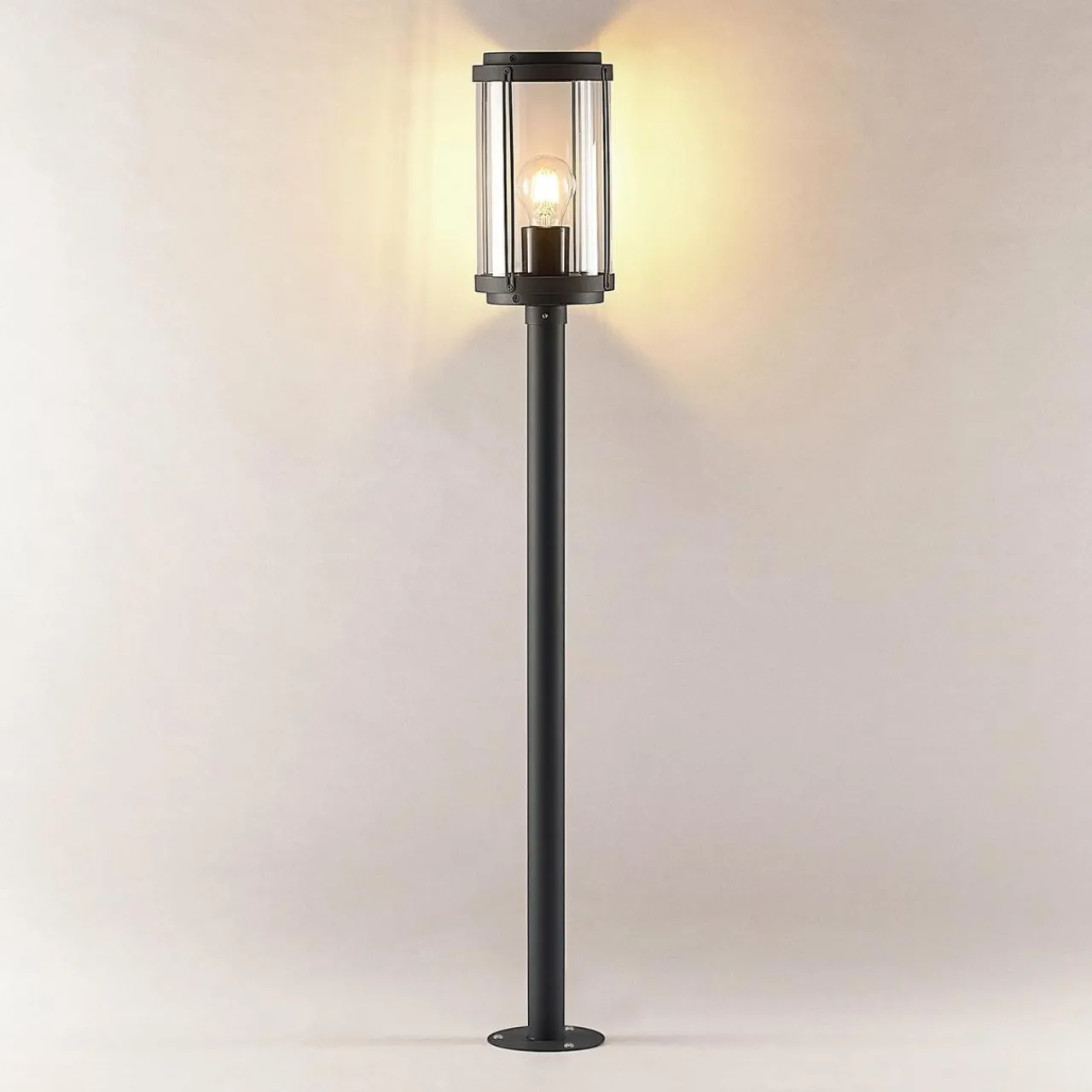 lindby_ojali_borne_lumineuse_ronde_gris_fonc_2.webp Lindby Ojali borne lumineuse, ronde, gris foncé^ Bornes Éclairage Extérieur