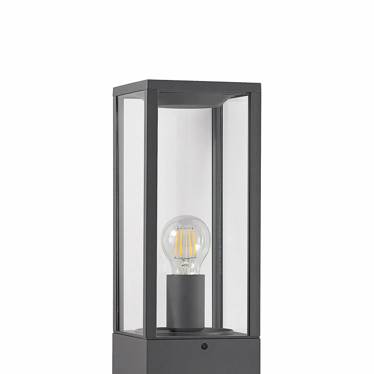 lindby_peldar_borne_lumineuse_3.webp Lindby Peldar borne lumineuse^ Bornes Éclairage Extérieur