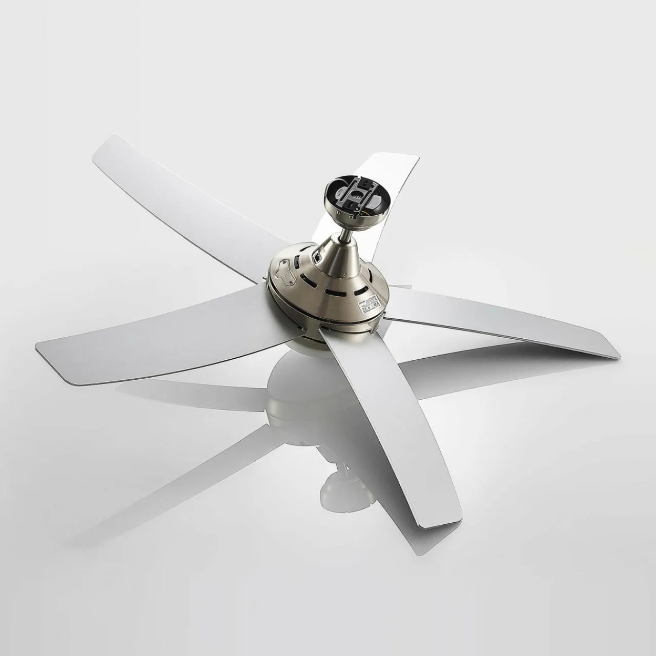 lindby_ventilateur_de_plafond_avec_lumire_auraya_silencieux_acier_5.webp Lindby Ventilateur de plafond avec lumière Auraya, silencieux, acier^ Ventilateurs
