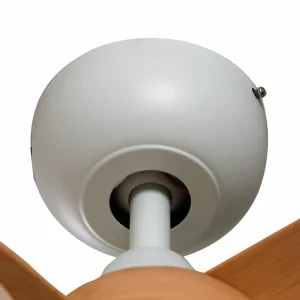 Lindby Ventilateur de plafond LED Enon, blanc/couleur bois, DC, silencieux^ Ventilateurs
