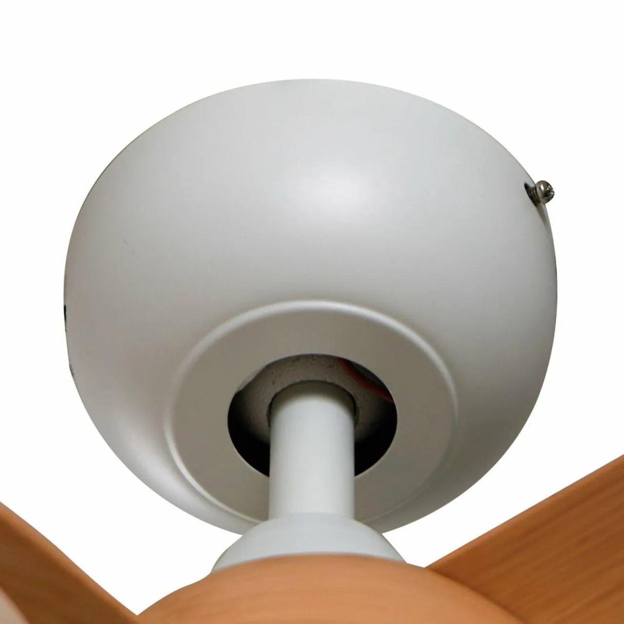 Lindby Ventilateur de plafond LED Enon, blanc/couleur bois, DC, silencieux^ Ventilateurs