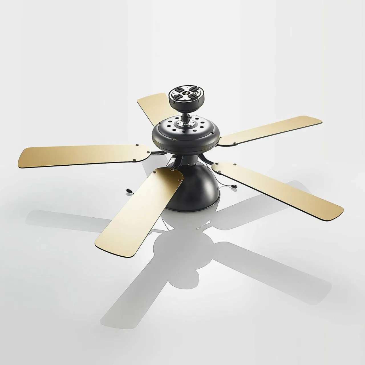 lucande_ventilateur_de_plafond_avec_lumire_shamoian_silencieux___cm_4.webp Lucande ventilateur de plafond avec lumière Shamoian, silencieux, Ø 130 cm^ Ventilateurs
