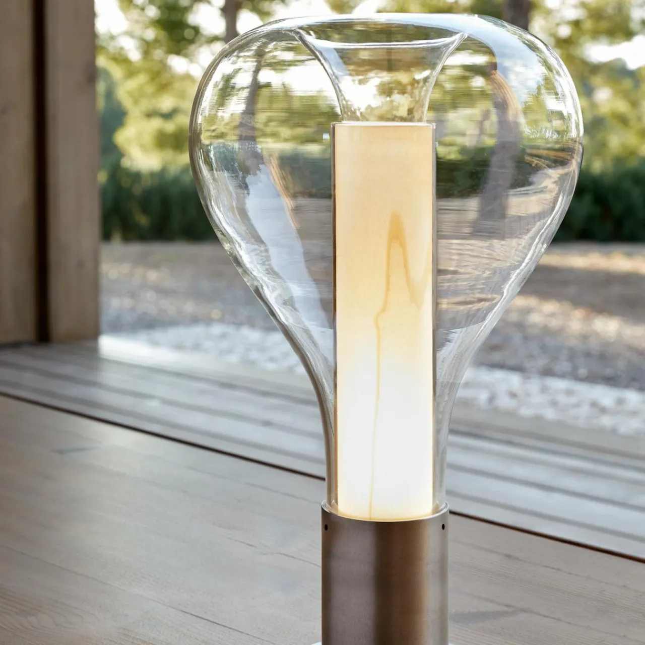 lzf_eris_lampe__poser_led_verre_aluminiumivoire_3.webp LZF LAMPS LZF Eris Lampe à poser LED verre aluminium/ivoire^ Luminaires Durables