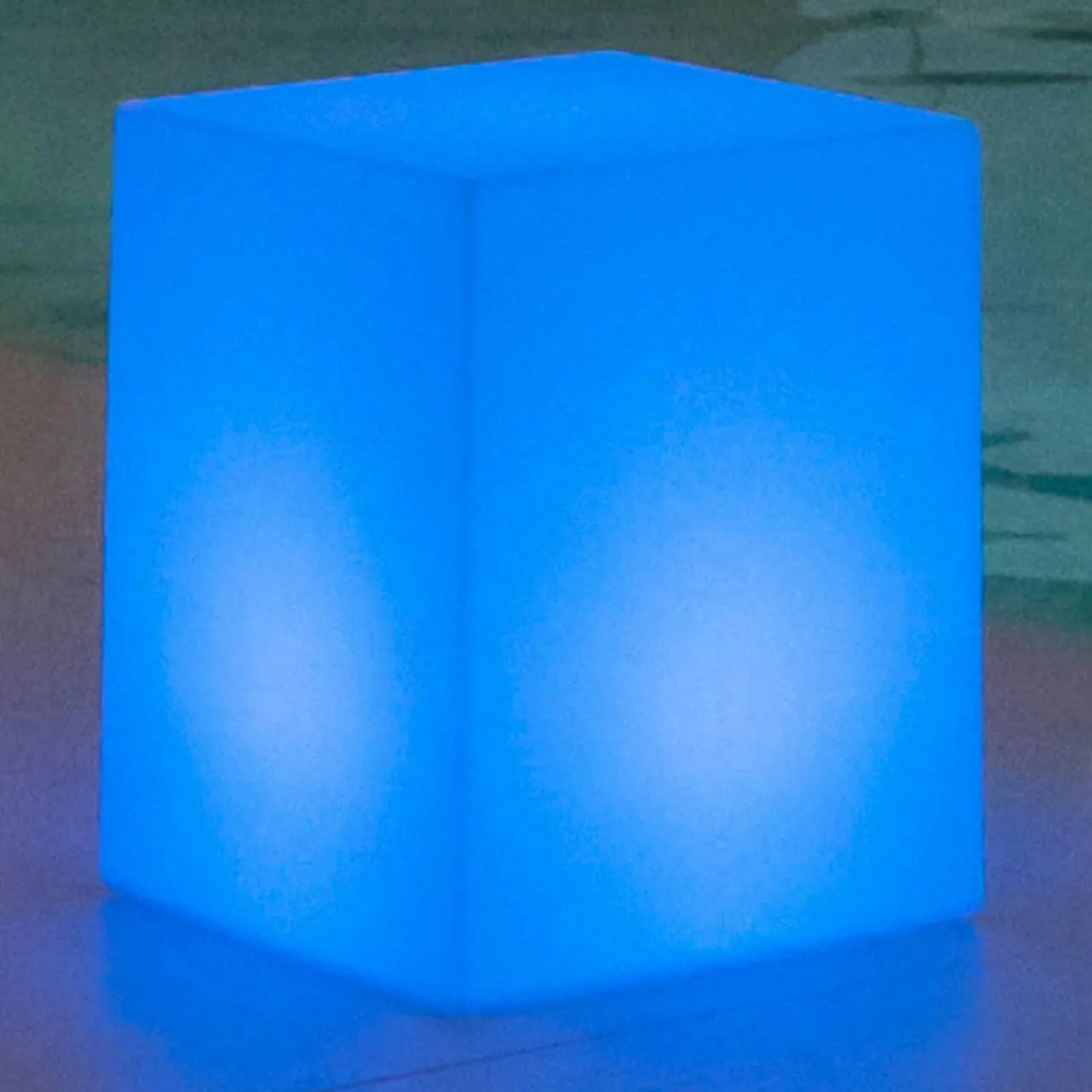 newgarden_lampe_solaire_cuby_cube_hauteur__cm_3-1.webp Newgarden lampe solaire Cuby cube, hauteur 53 cm^ Lampes Décoratives