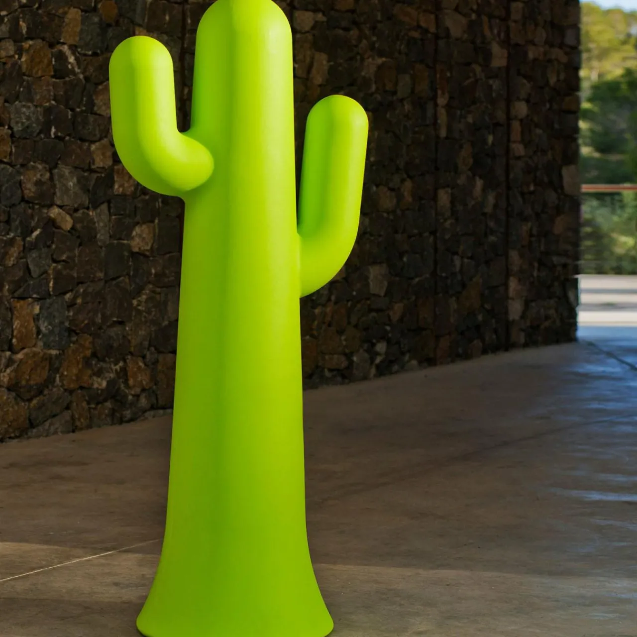 newgarden_pancho_lampe_sur_pied_vert_citron_1.webp Newgarden Pancho lampe sur pied, vert citron^ Lumière De Noël