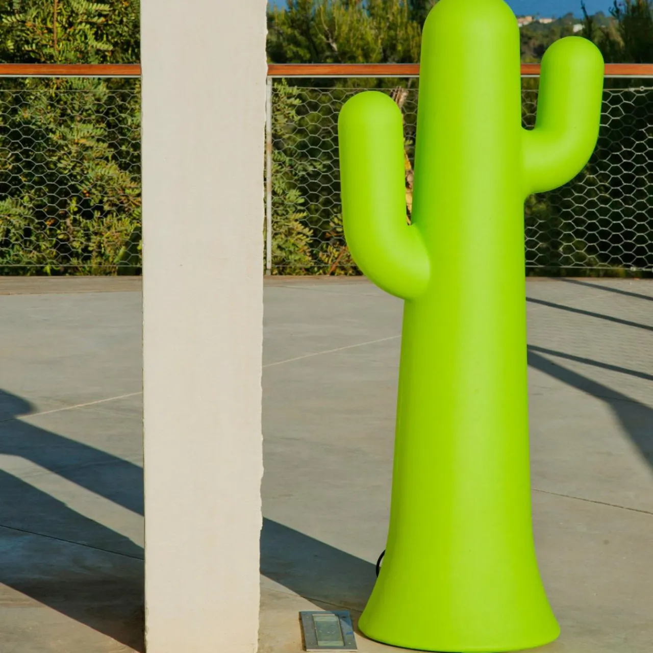 newgarden_pancho_lampe_sur_pied_vert_citron_2.webp Newgarden Pancho lampe sur pied, vert citron^ Lumière De Noël