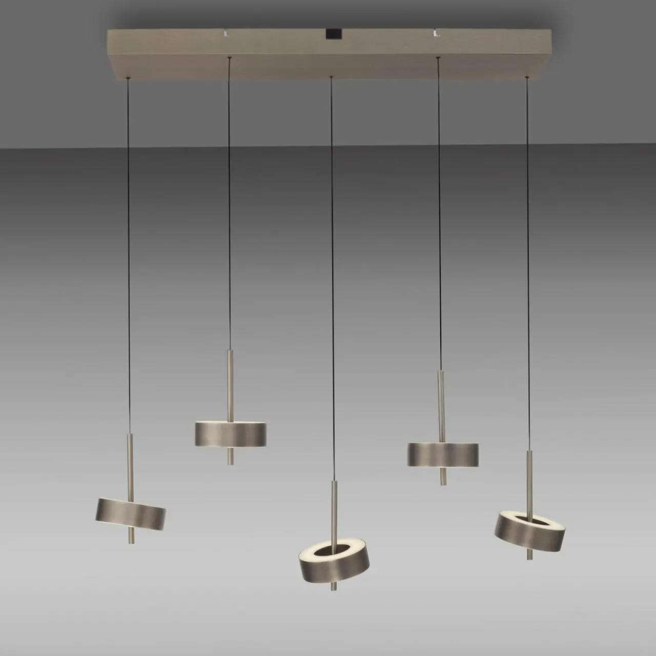 paul_neuhaus_suspension_smart_led_qrotate_brun_fonc___lampes_2.webp Q-Smart-Home Paul Neuhaus Suspension Smart LED Q-Rotate brun foncé à 5 lampes^ Suspensions Connectées