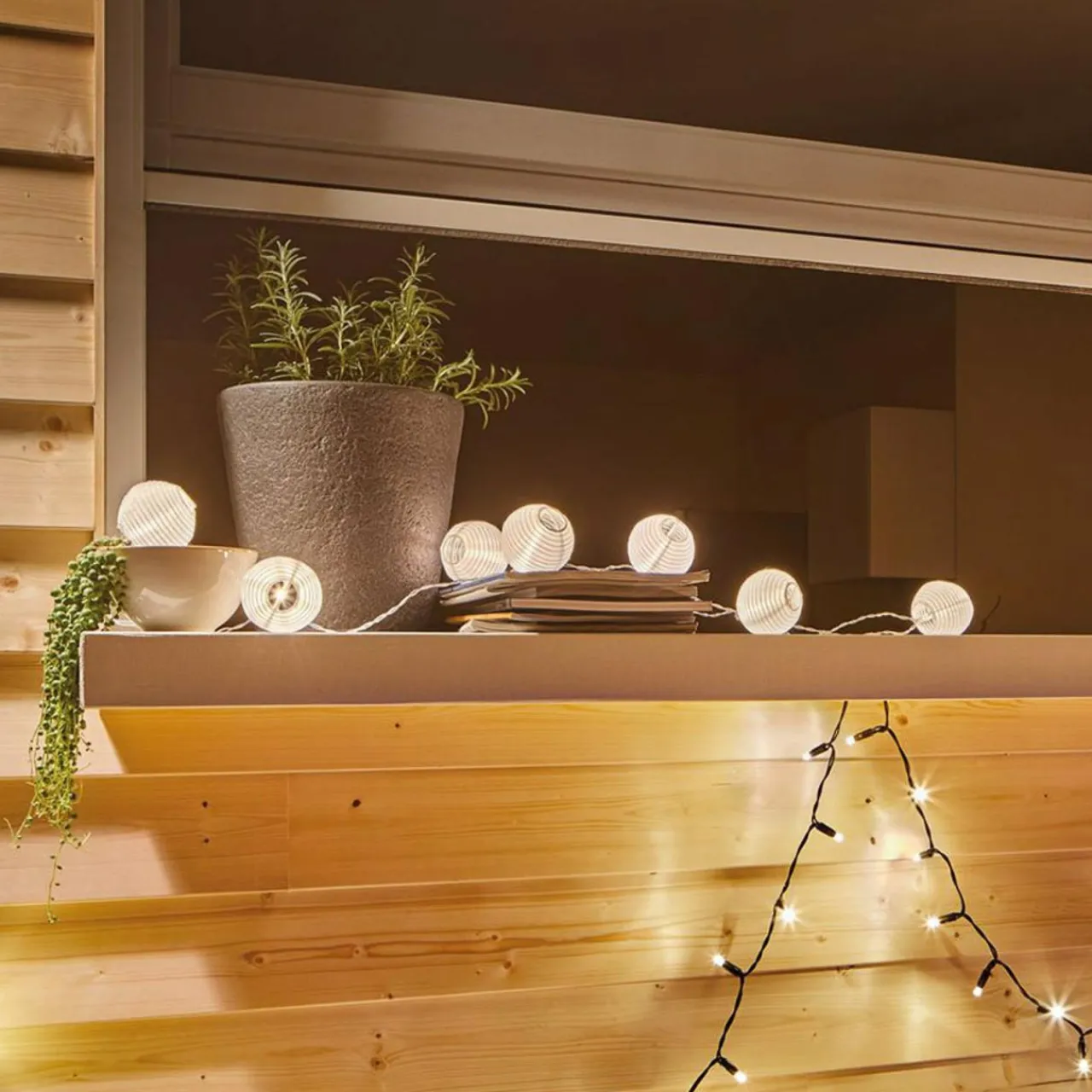 paulmann_mobile_lampion_guirlande_l_blanc_6.webp Paulmann Mobile Lampion guirlande 7 l. blanc^ Lampes Décoratives