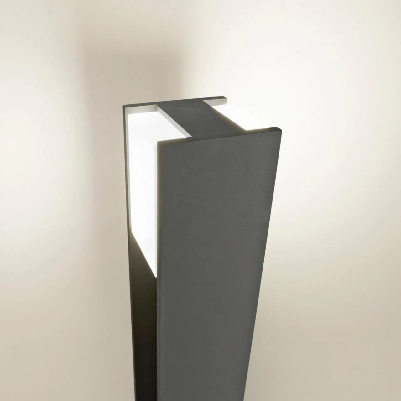 philips_mygarden_bridge_borne_e_anthracite_1.webp Philips myGarden Bridge borne E27 anthracite^ Bornes Éclairage Extérieur