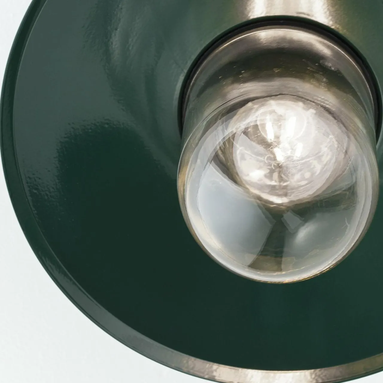 plafonnier_dextrieur_edward_vert___cm_aluminiumverre_3.webp ORION Plafonnier d'extérieur Edward, vert, Ø 27,5 cm, aluminium/verre^ Plafonniers D'Extérieur