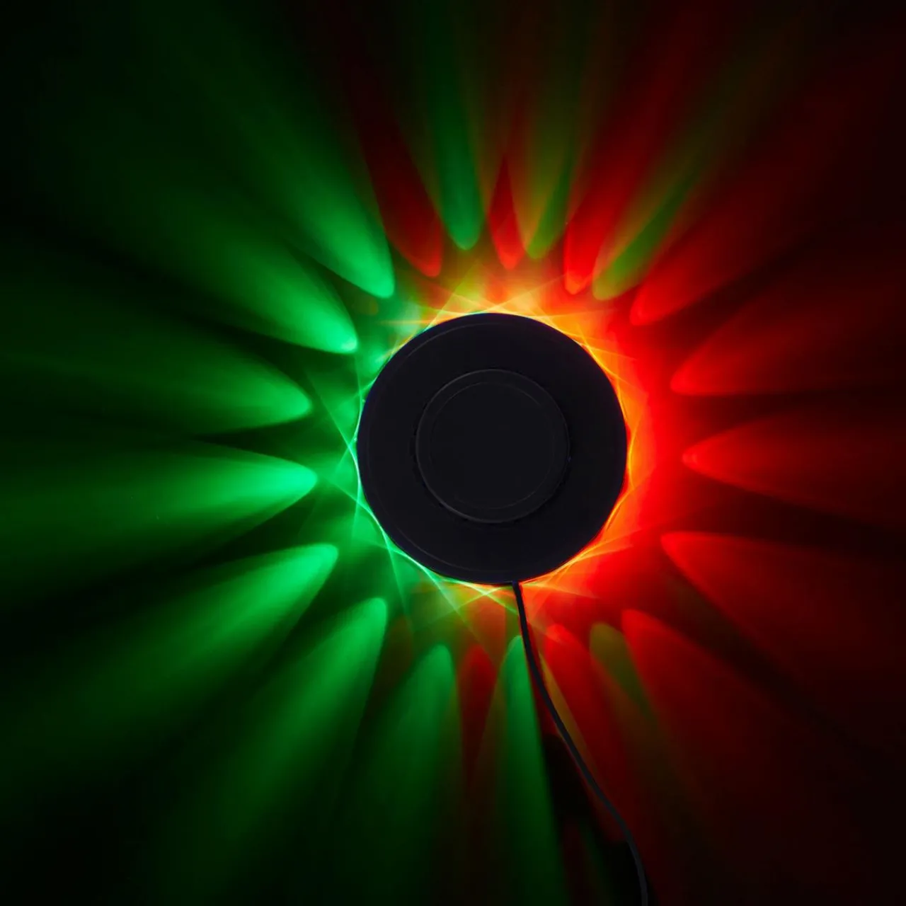 roue_rvb_led__lampe_dco_avec_capteur_musique_1.webp Briloner Roue RVB LED - lampe déco avec capteur musique^ Lampes Décoratives