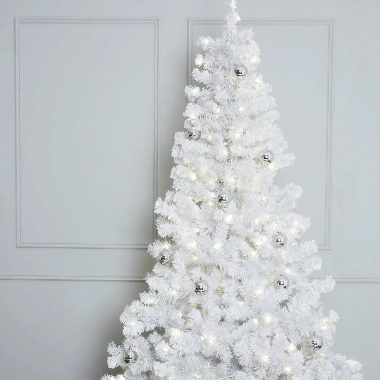 sapin_dextrieur_led_ottawa_blanc_6.webp STAR TRADING Sapin d'extérieur LED Ottawa blanc^ Lumière De Noël
