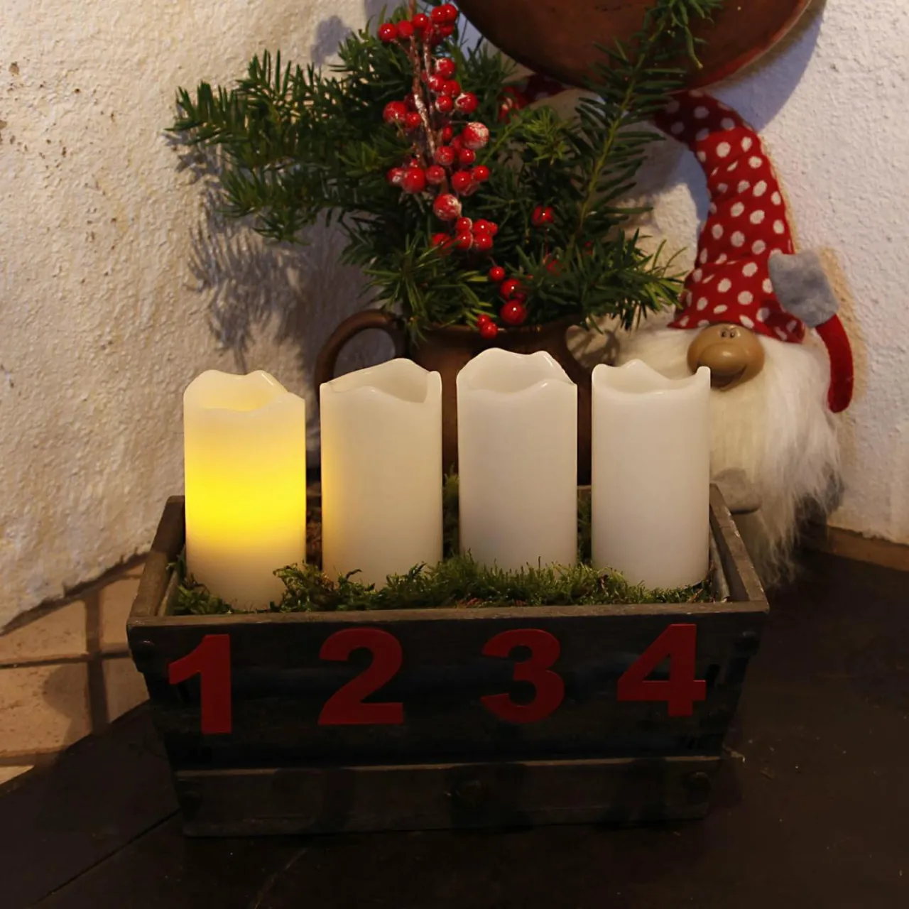 set_de__bougies_led_candle_tlcommande_blanc_0.webp STAR TRADING Set de 4 bougies LED Candle, télécommande, blanc^ Lumière De Noël