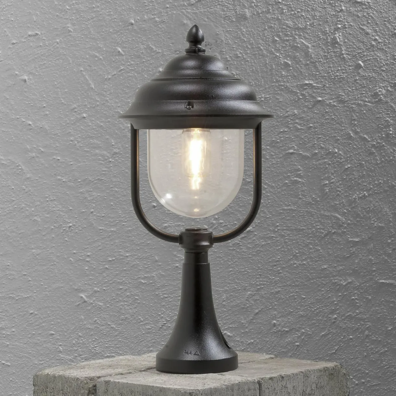 superbe_luminaire_pour_socle_parma_noire_0.webp Konstsmide Superbe luminaire pour socle Parma noire^ Potelets Extérieurs