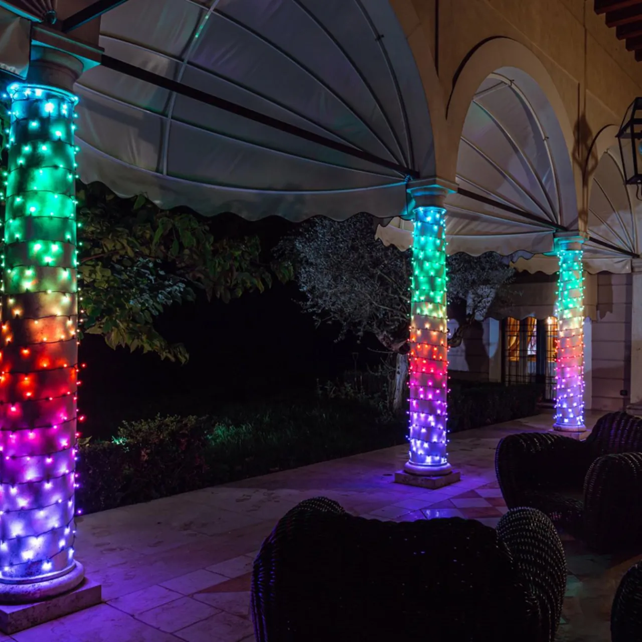 twinkly_music_set_guirlande_lumineuse_noire__rvb_led_3.webp twinkly Music Set Guirlande lumineuse noire 600 RVB LED^ Lumière De Noël
