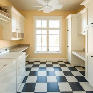 Westinghouse Ventilateur de plafond éclairé Flora Royale^ Ventilateurs