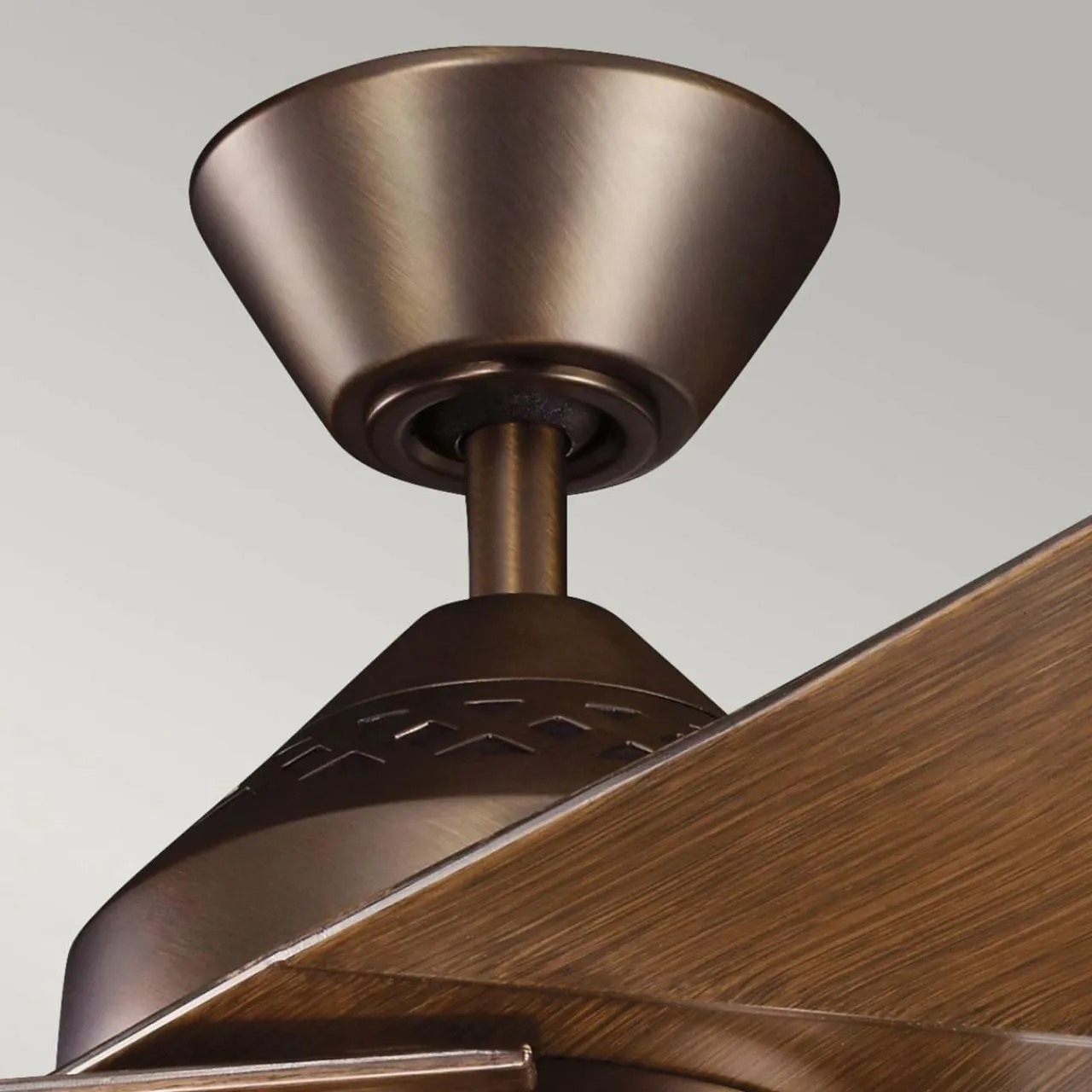 ventilateur_de_plafond_led_jade_bronze_silencieux___cm__w_0.webp KICHLER Ventilateur de plafond LED Jade, bronze, silencieux, Ø 152 cm, 60 W^ Ventilateurs
