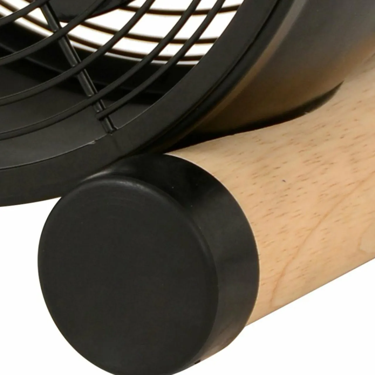 ventilateur_de_table_beacon_breeze_noirfrne___cm_silencieux_0-1.webp Beacon Lighting Ventilateur de table Beacon Breeze, noir/frêne, Ø 20 cm, silencieux^ Ventilateurs