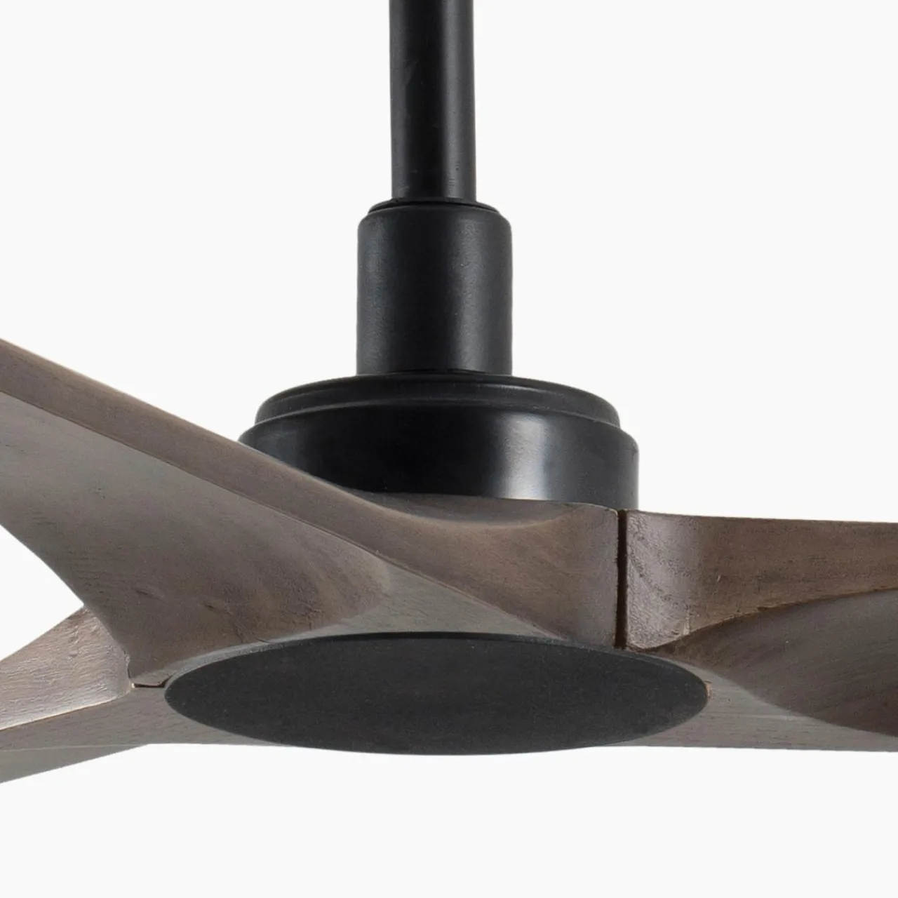 ventilateur_plafond_heywood_m_dc_noirbois_fonc_2.webp FARO BARCELONA Ventilateur plafond Heywood M DC noir/bois foncé^ Ventilateurs