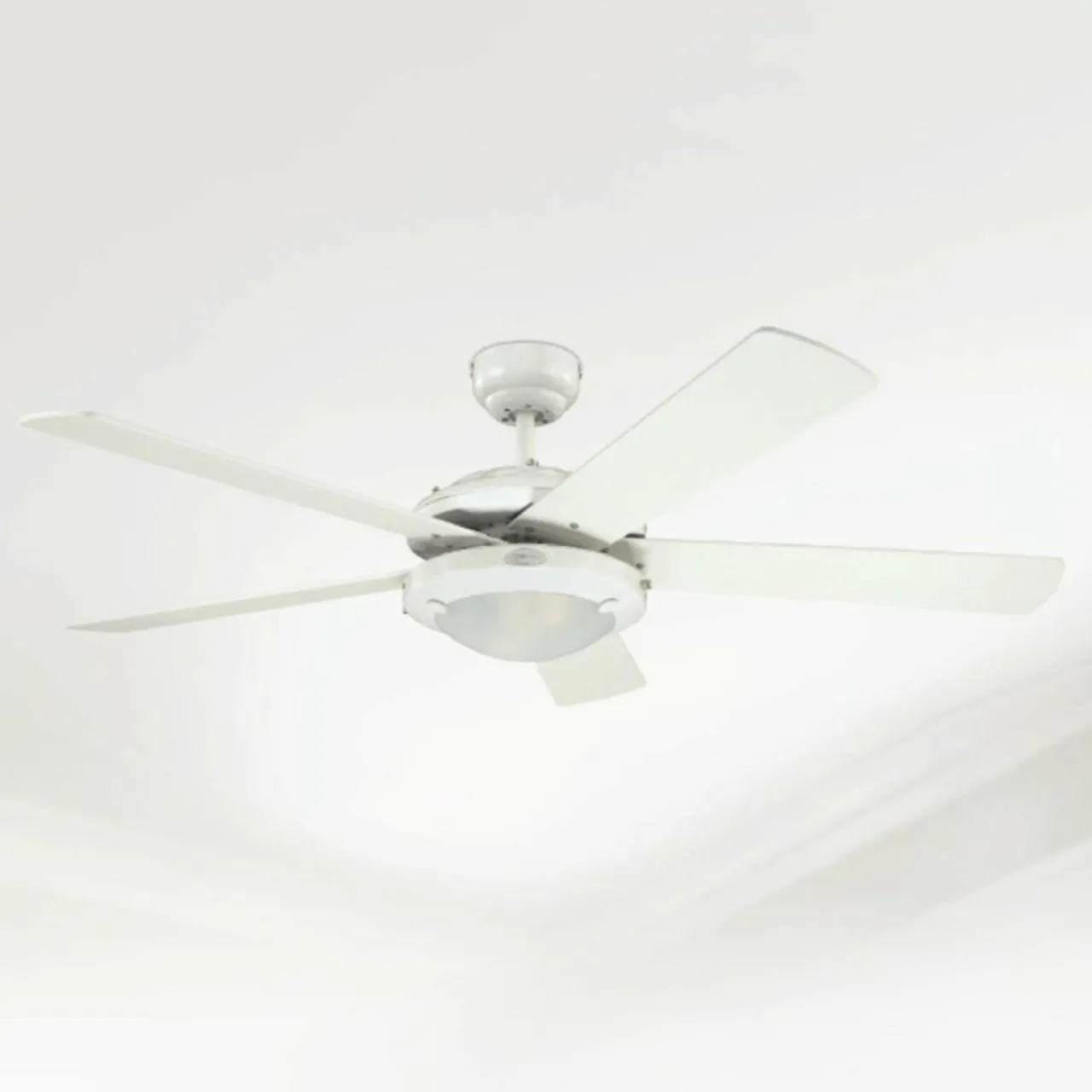 westinghouse_comet__ventilateur_avec_lampe_1.webp Westinghouse Comet 2 ventilateur avec lampe^ Ventilateurs