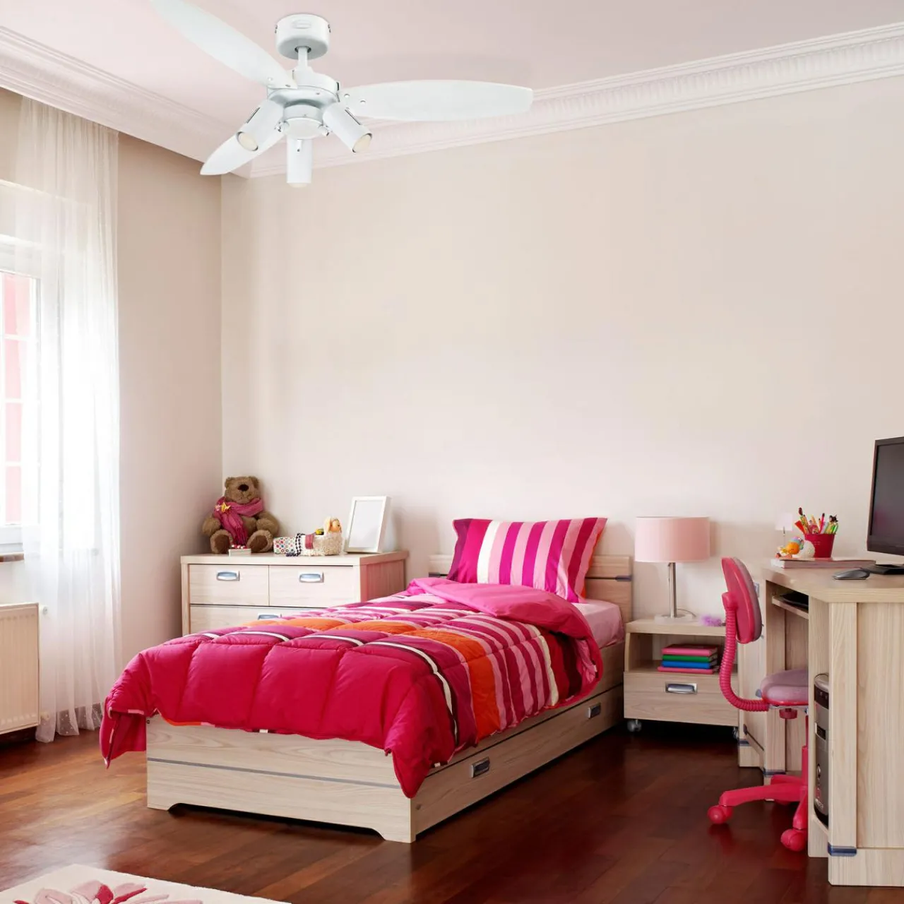 westinghouse_jet_plus_ventilateur_avec__lampes_0.webp Westinghouse Jet Plus ventilateur avec 3 lampes^ Ventilateurs