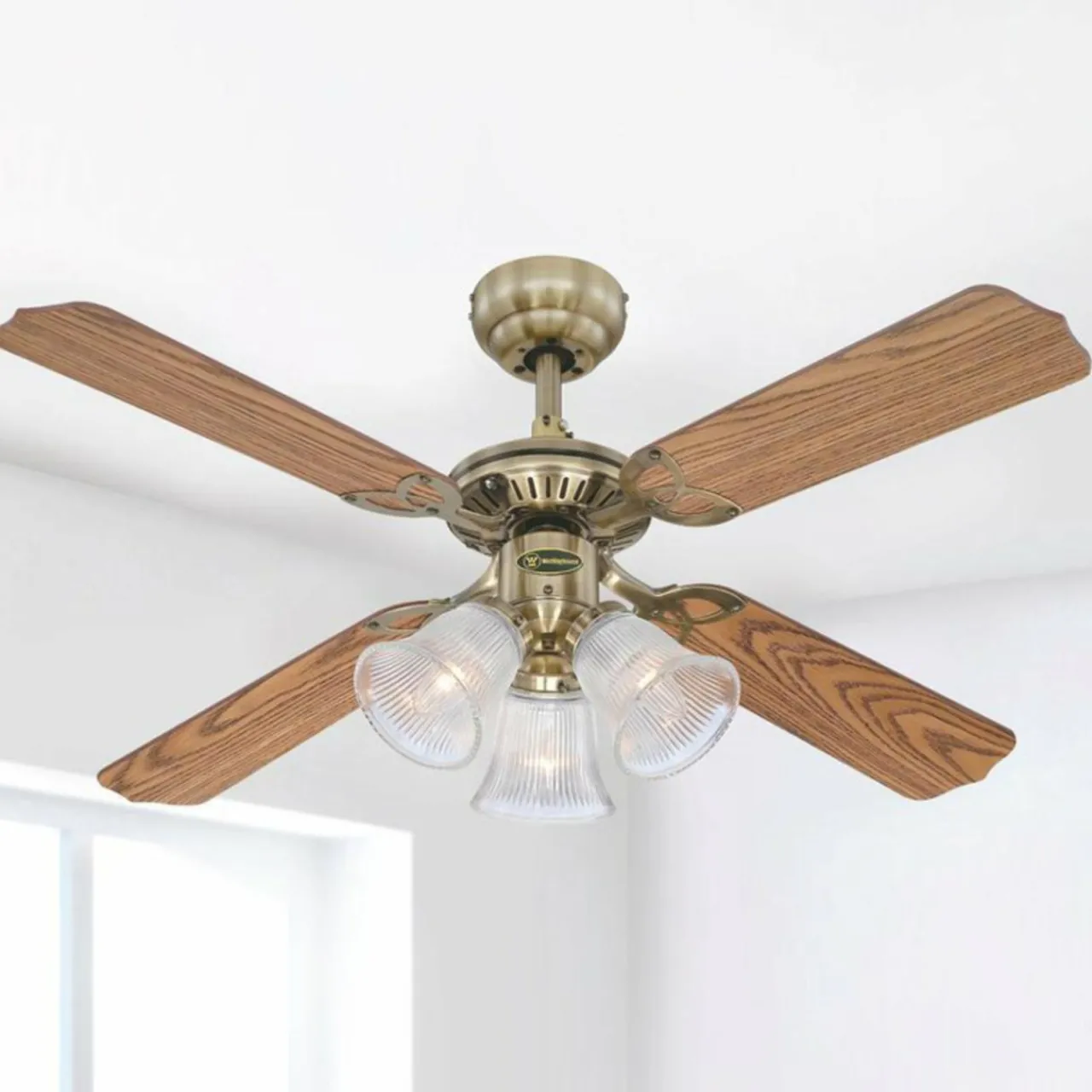 westinghouse_princess_trio_ventilateur__clairage_1.webp Westinghouse Princess Trio ventilateur à éclairage^ Ventilateurs